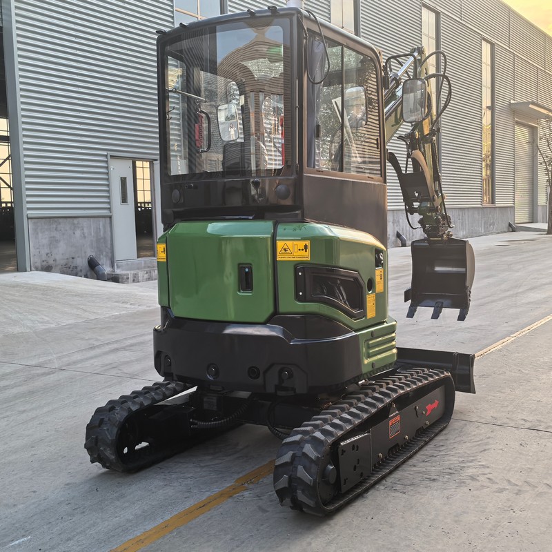 รถขุดขนาดเล็ก 2.5 ตัน