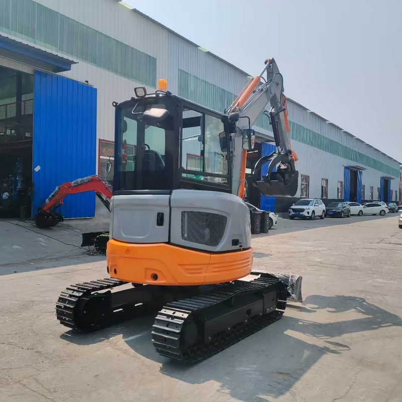 เครื่องขุดขนาดกะทัดรัด