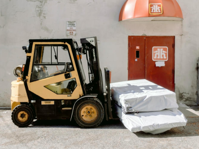 การส่งออกรถยก